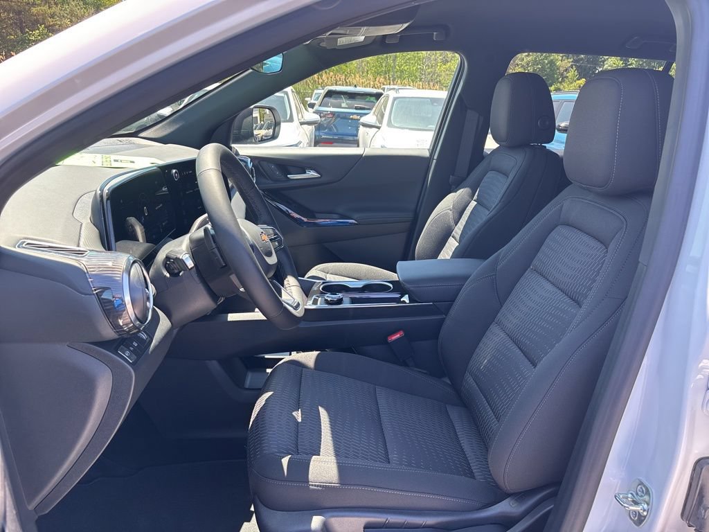 New 2026 Chevrolet Equinox LT FWD image 7