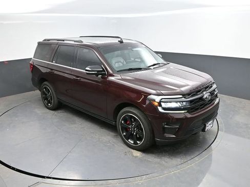 Used 2024 Ford Expedition Limited AWD/4WD image 38