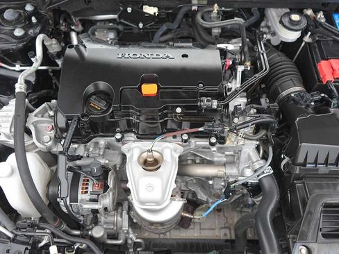 Used 2023 Honda Civic Sport image 9