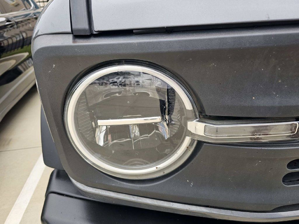 Used 2022 Ford Bronco Black Diamond AWD/4WD image 7