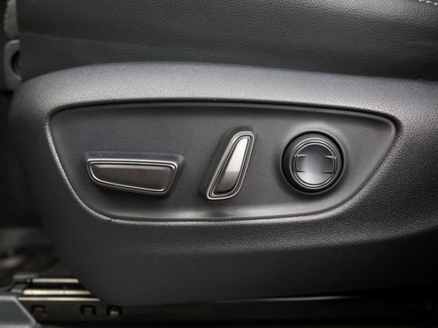 Used 2025 Toyota Land Cruiser w/ Premium Package image 24