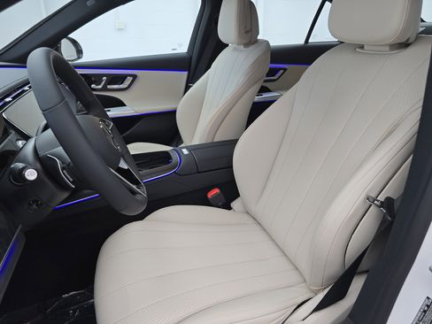 New 2026 Mercedes-Benz E 350 4MATIC Sedan image 15