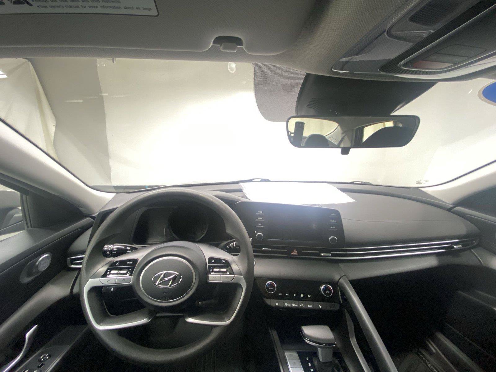 Used 2023 Hyundai Elantra Blue FWD image 29
