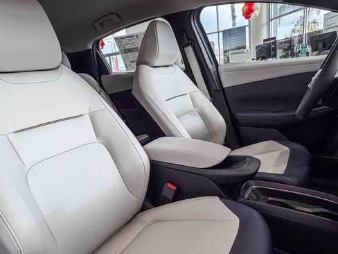 New 2026 Nissan Leaf SV+ w/ Illuminated Package image 19