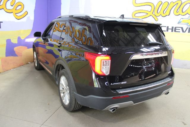 Used 2022 Ford Explorer Limited w/ Equipment Group 301A AWD/4WD image 6