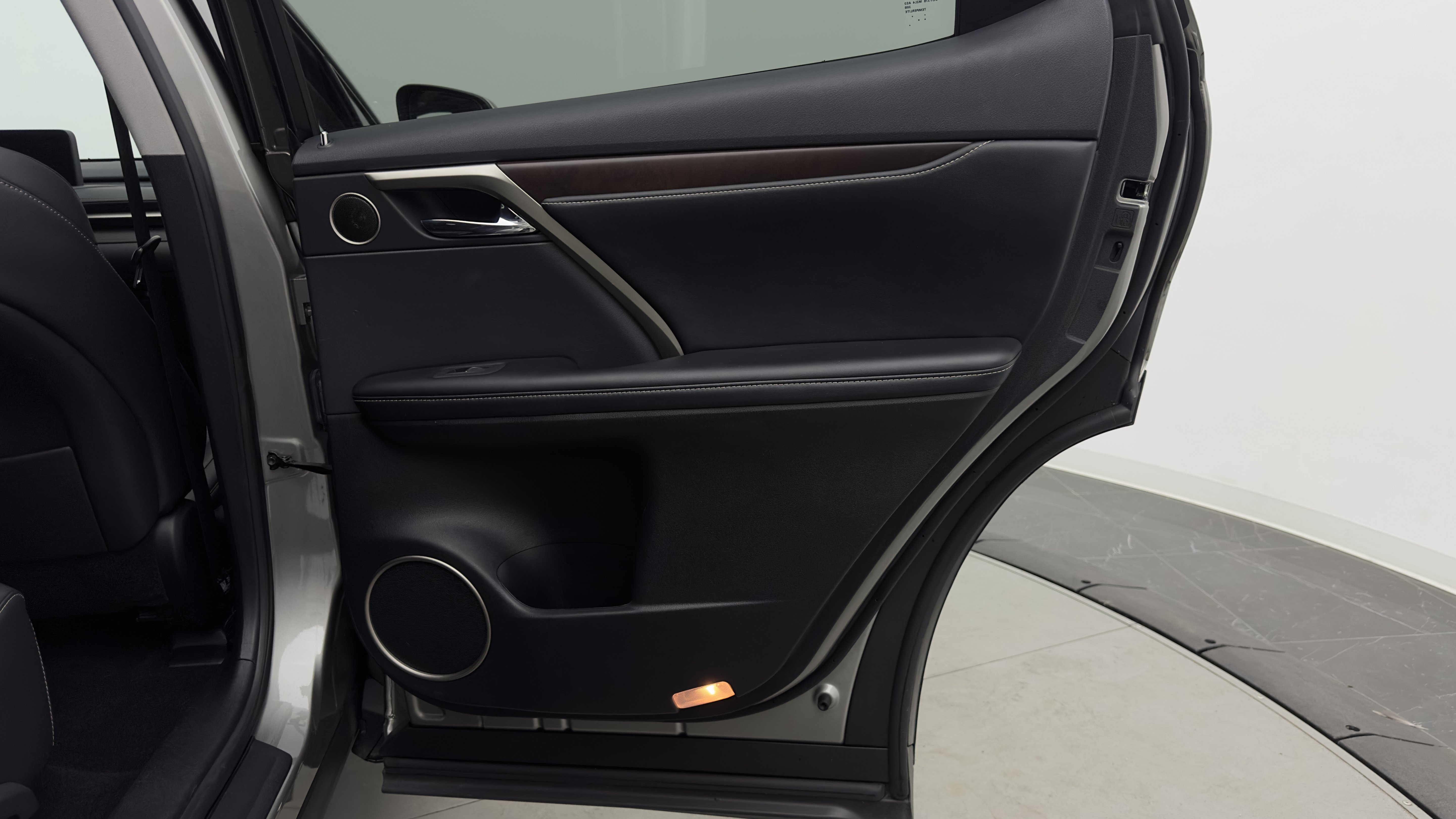 Used 2020 Lexus RX 350 FWD w/ Premium Package image 33