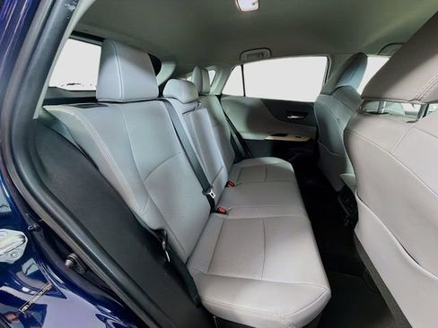 Used 2021 Toyota Venza XLE w/ Softex Package AWD/4WD image 25