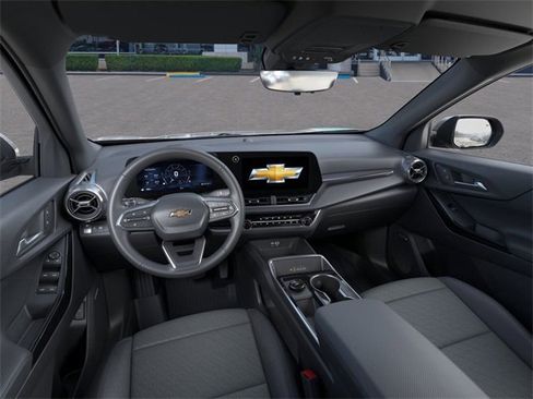 New 2026 Chevrolet Equinox LT w/ Convenience Package II image 15