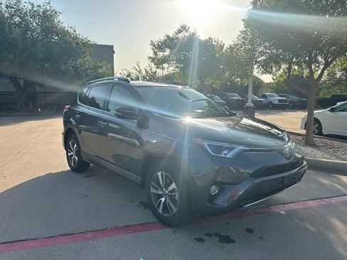 Used 2017 Toyota RAV4 XLE w/ Plus Special Value Package FWD image 3