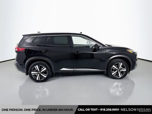 Used 2021 Nissan Rogue Platinum AWD/4WD image 4