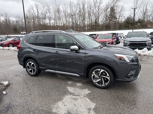 Used 2024 Subaru Forester Touring AWD/4WD image 13