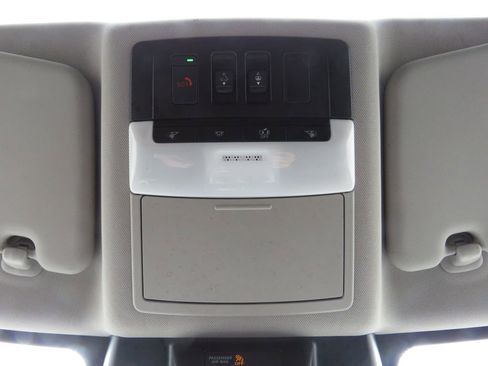 Used 2023 Nissan Rogue SL AWD/4WD image 28
