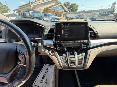 Used 2019 Honda Odyssey Touring image 24