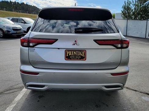 Used 2022 Mitsubishi Outlander SEL image 7