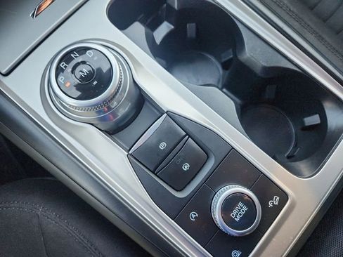 Used 2020 Ford Explorer XLT image 15