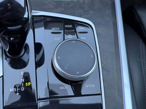 Used 2022 BMW X5 xDrive40i AWD/4WD image 36