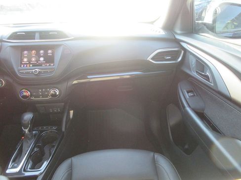 Used 2022 Chevrolet TrailBlazer ACTIV image 17