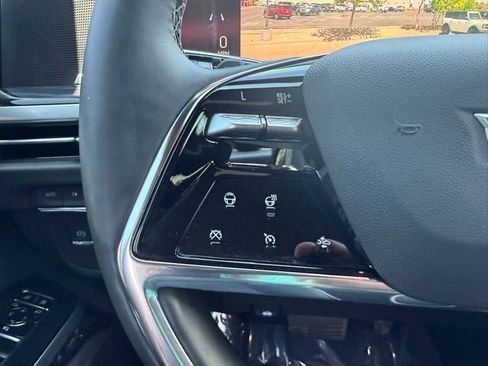 Used 2025 Cadillac Escalade Sport w/ LPO, Floor Liner Package AWD/4WD image 22