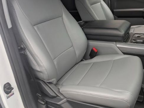 Used 2022 Ford F150 Lightning Pro image 17