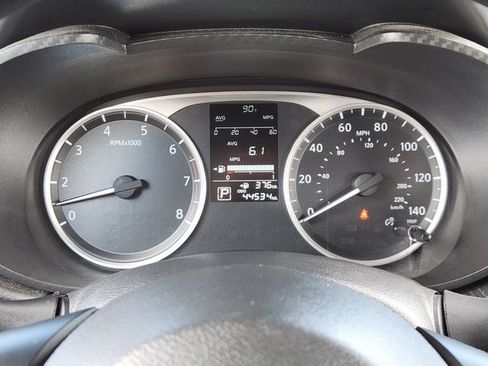 Used 2024 Nissan Versa S w/ S Plus Package FWD image 14