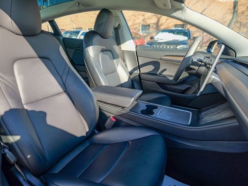 Used 2023 Tesla Model 3 Standard Range image 33