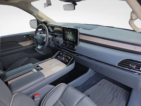Used 2021 Lincoln Navigator L Black Label w/ Cargo Convenience Package AWD/4WD image 47