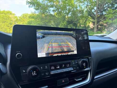 Used 2025 Toyota Grand Highlander FWD image 25