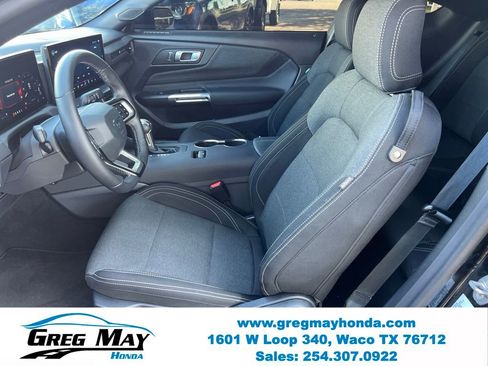 Used 2025 Ford Mustang Coupe RWD image 16