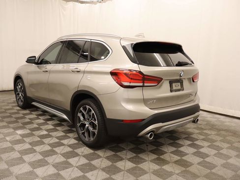 Used 2022 BMW X1 sDrive28i w/ Premium Package image 3