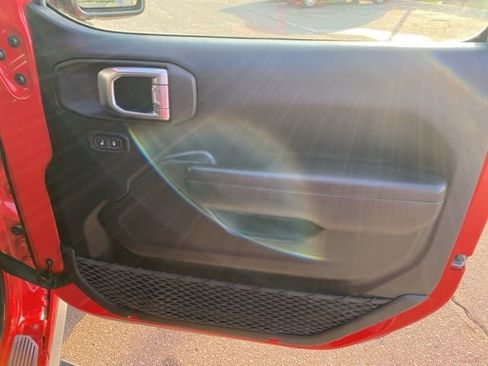 Certified 2022 Jeep Wrangler Rubicon w/ Cold Weather Group image 26