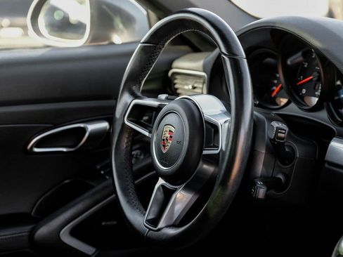 Used 2017 Porsche 911 Carrera image 12