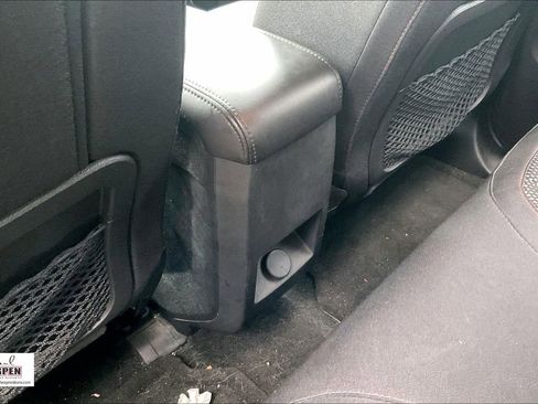 Used 2017 Chevrolet Equinox LT image 31