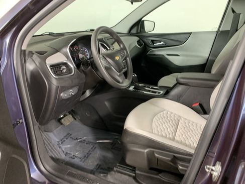 Used 2019 Chevrolet Equinox LS AWD/4WD image 29