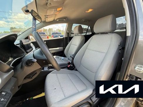 Certified 2021 Kia Rio S image 13