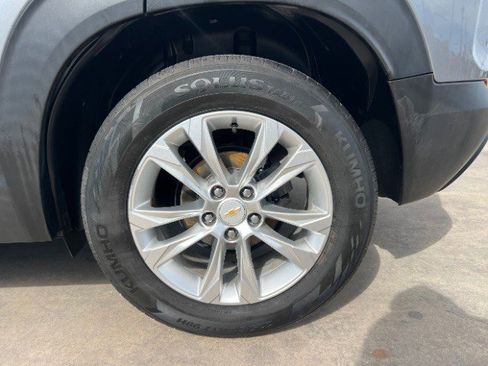 Used 2023 Chevrolet TrailBlazer LS image 12