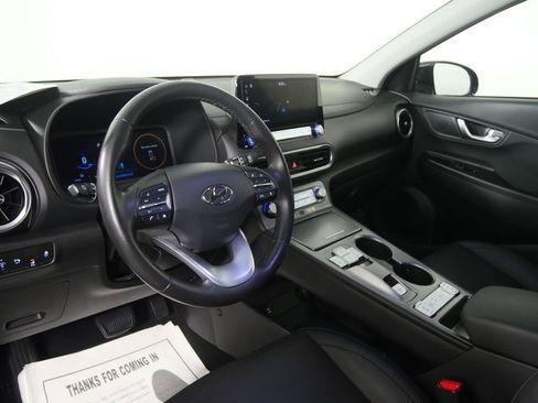 Used 2023 Hyundai Kona Limited FWD image 12