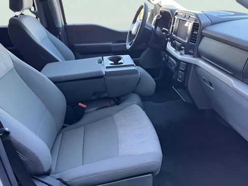 Used 2023 Ford F150 XLT w/ XTR Package image 27