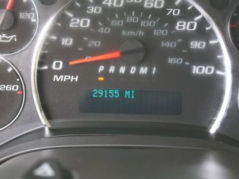 Used 2016 Chevrolet Express 3500 image 31