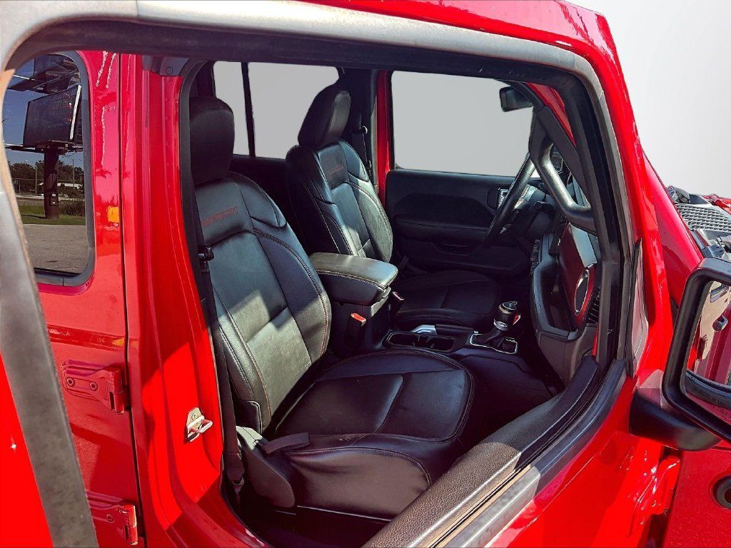 Used 2020 Jeep Gladiator Rubicon w/ Dual Top Group AWD/4WD image 8