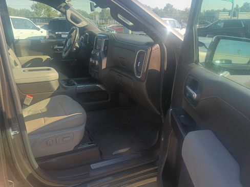 Used 2019 GMC Sierra 1500 SLT w/ SLT Premium Plus Package AWD/4WD image 12