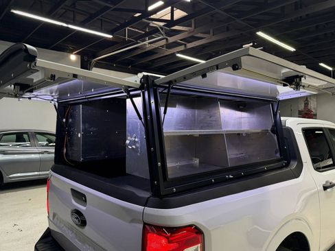 Used 2025 Ford Maverick XLT FWD image 21