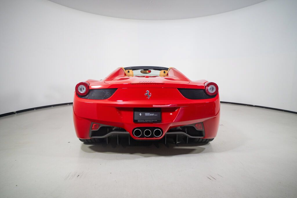 Used 2014 Ferrari 458 Spider RWD image 9