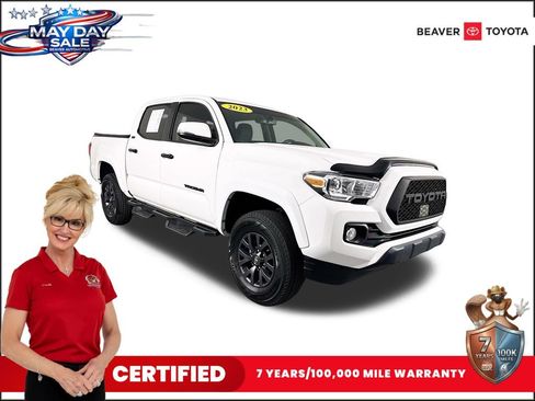 Used 2023 Toyota Tacoma SR5 AWD/4WD image 1