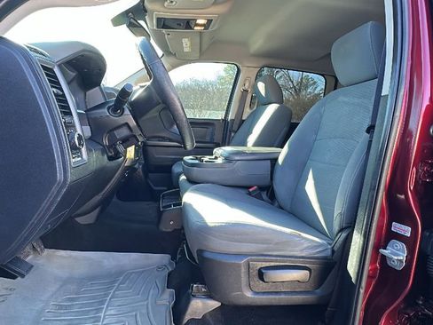 Used 2017 RAM 1500 Express w/ Express Value Package image 6