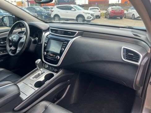 Used 2016 Nissan Murano SL w/ SL Technology Package FWD image 19