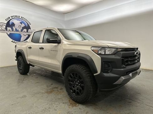 Certified 2026 Chevrolet Colorado Trail Boss AWD/4WD image 11