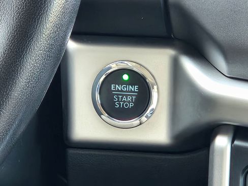 Used 2022 Ford Expedition Max XLT image 14