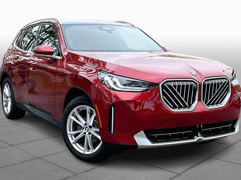 Certified 2025 BMW X3 xDrive30i AWD/4WD image 3
