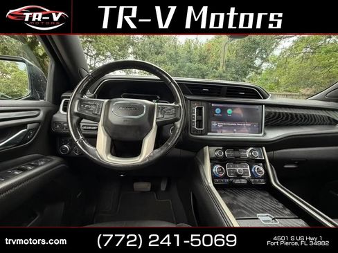 Used 2021 GMC Yukon XL Denali AWD/4WD image 13
