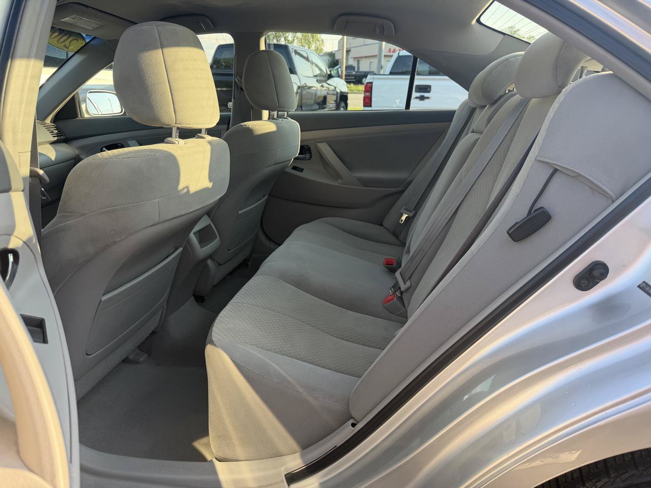 Used 2008 Toyota Camry LE FWD image 11